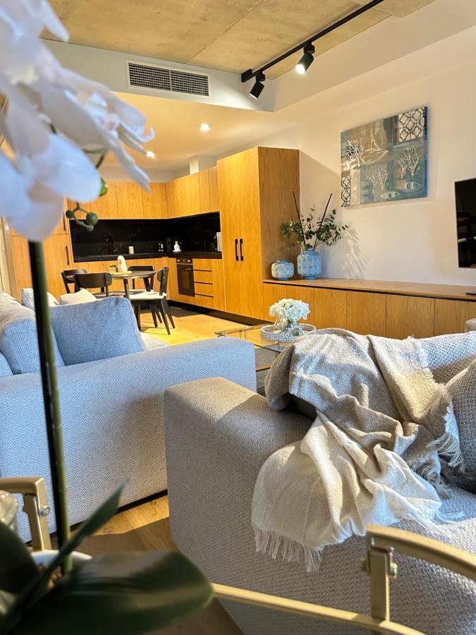 Palko - Luxury In The City Canberra Exteriör bild
