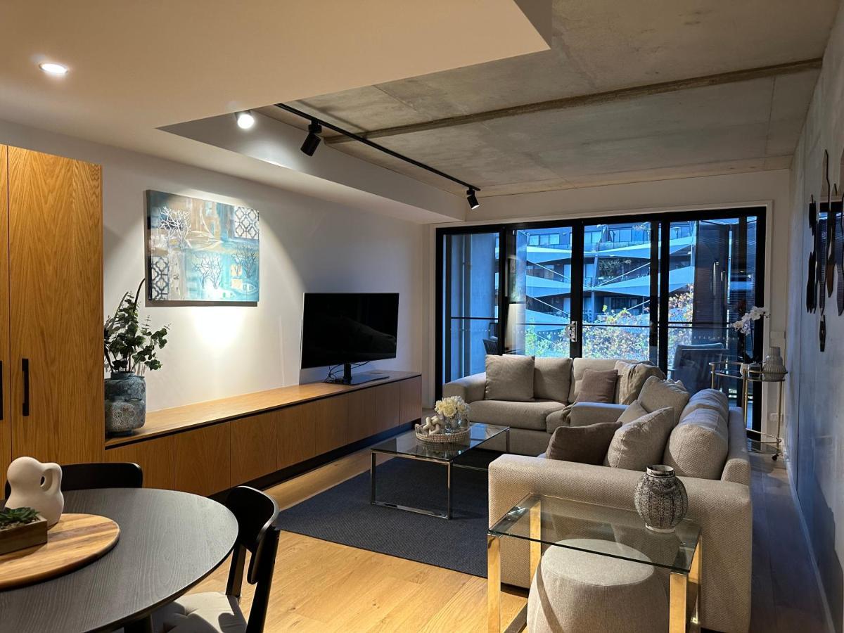 Palko - Luxury In The City Canberra Exteriör bild